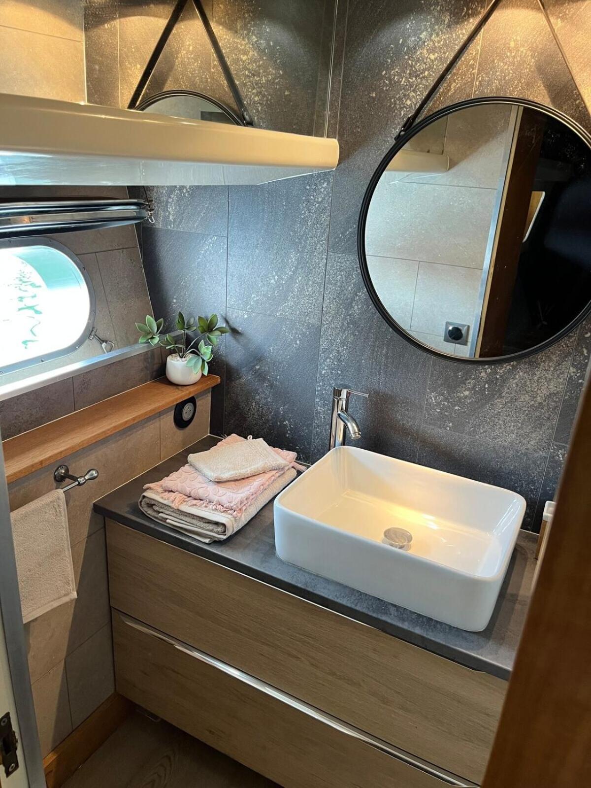 Yacht Aquamarina Vieux Port La Rochelle Hotel La Rochelle  Eksteriør billede