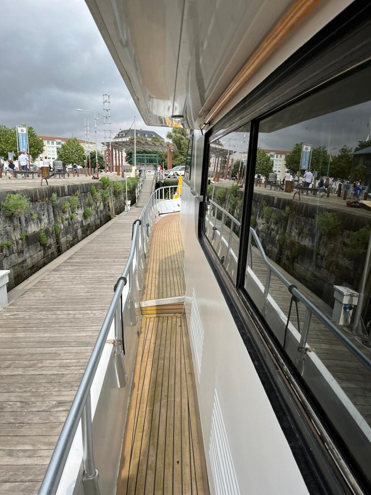 Yacht Aquamarina Vieux Port La Rochelle Hotel La Rochelle  Eksteriør billede